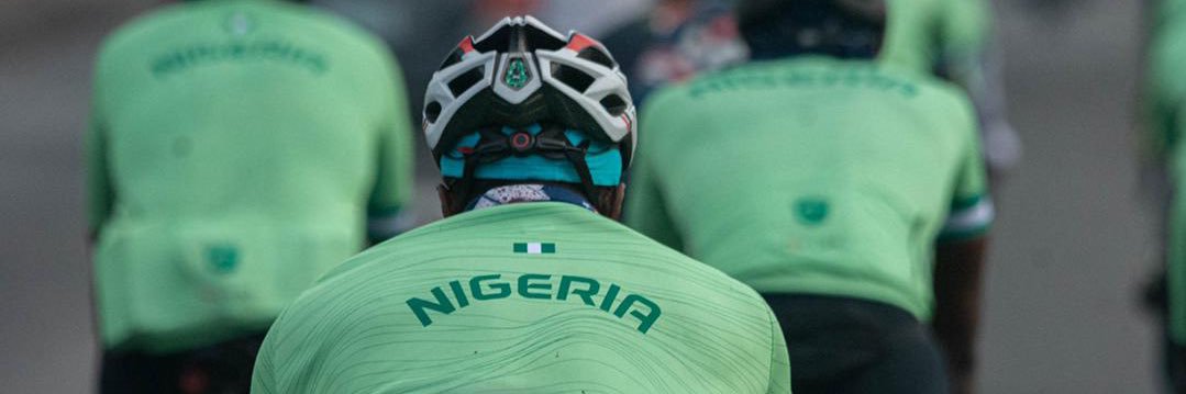 Uncle ‘Dips banner