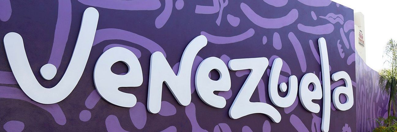 Vanesskar's profile banner image