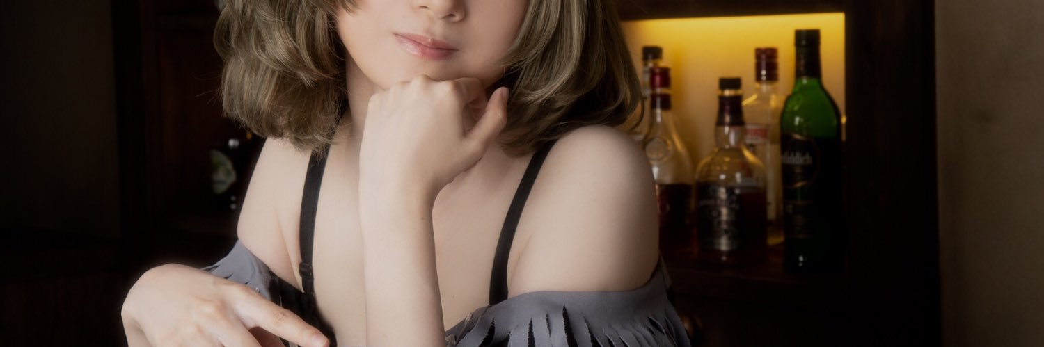 miminya33's profile banner image