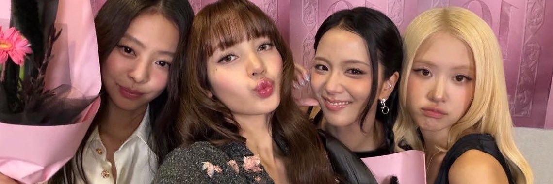 tainaof_'s profile banner image