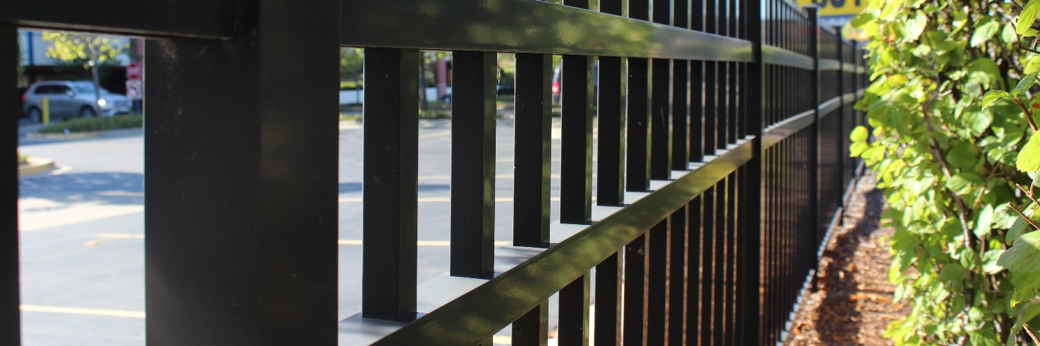 Peerless Fence banner