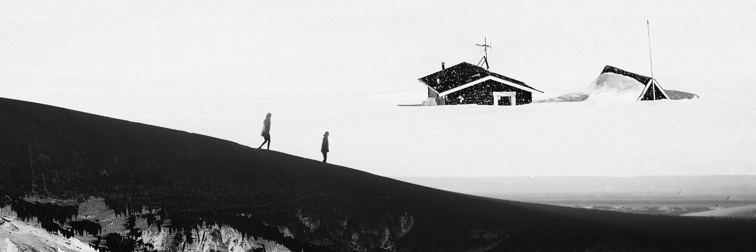 Maximilian ᛄ banner