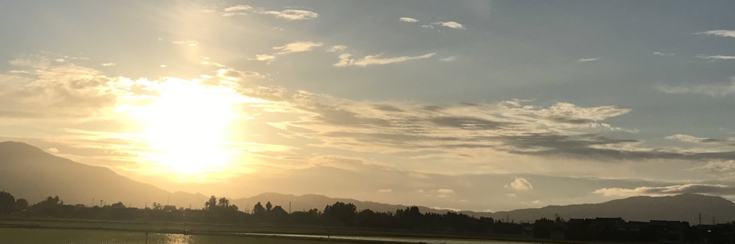 momo_00725's profile banner image