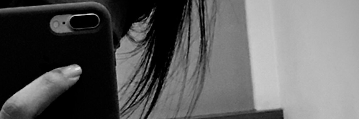 N banner