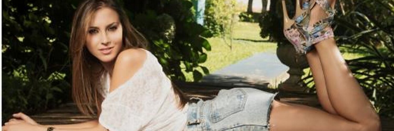 Daniela Colett (@danielacolett) | Twitter