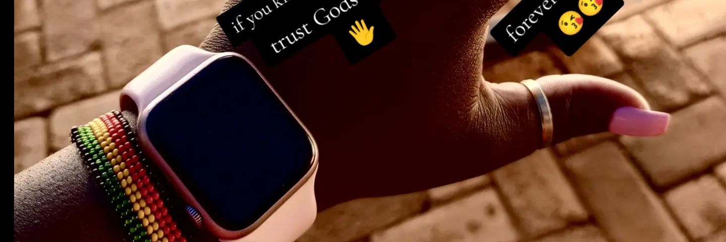 Hope Smiles😘's banner