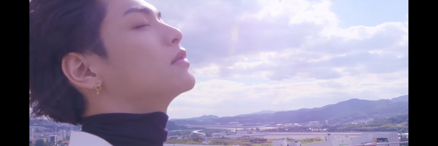 lahuriis's profile banner image