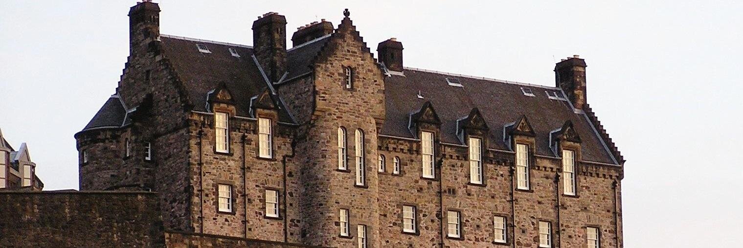 Aron Pilhofer (now here @pilhofer.bsky.social) banner