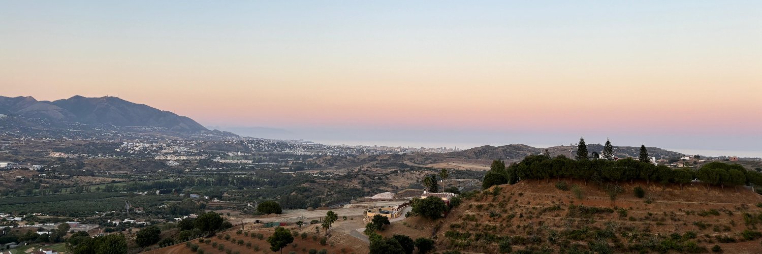 LucToren's profile banner image