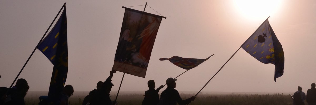 𝔖𝔦𝔵𝔱𝔦𝔫𝔢 𝔅𝔣𝔰's banner