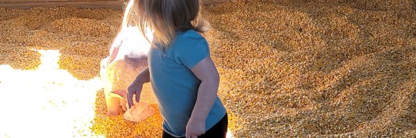 Bettybronxton Profile Banner
