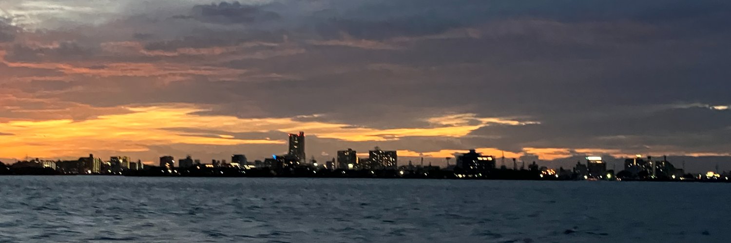 akshiga100's profile banner image