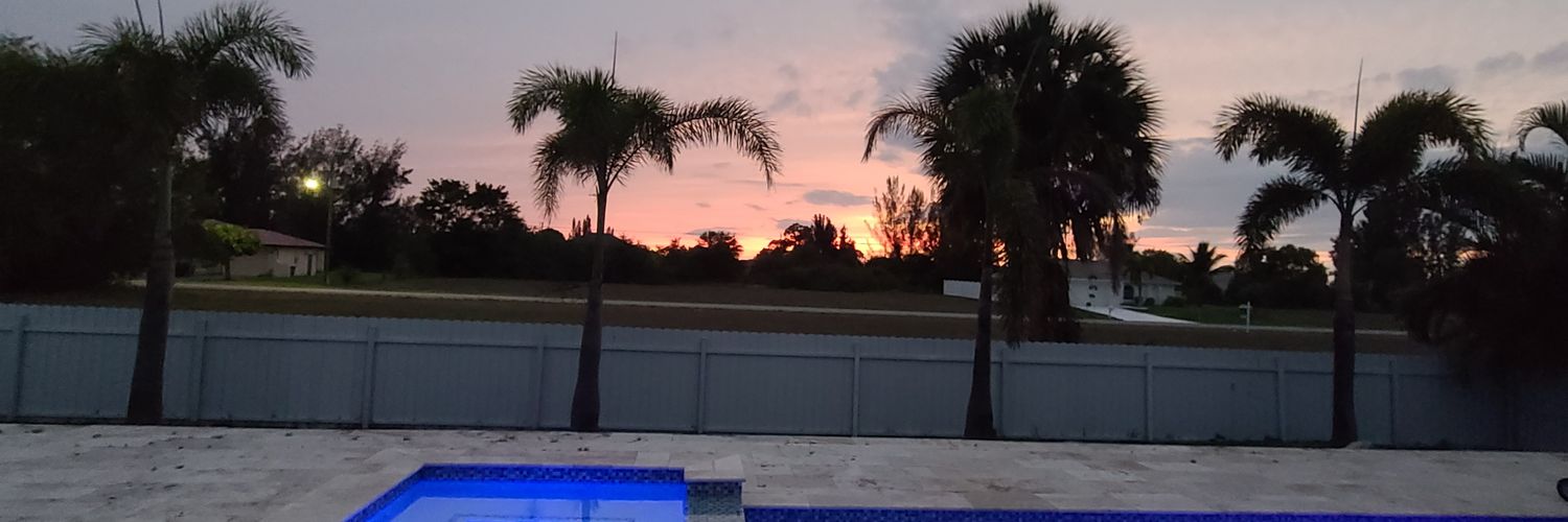 Chris P. Bacon 🥓 banner