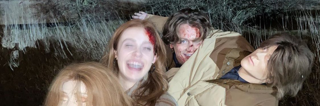 swanskb | isa's media:) banner