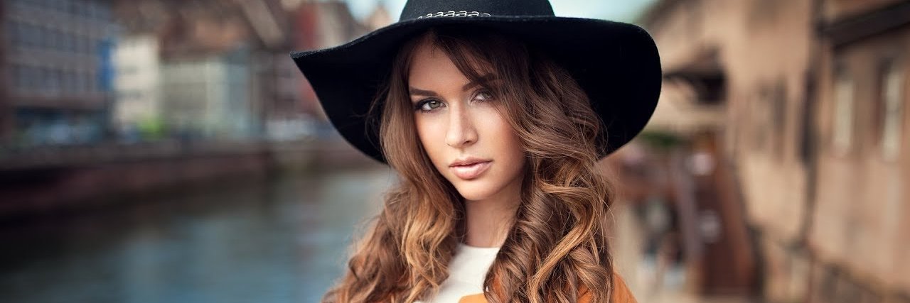 Glori_Rozanova's profile banner image