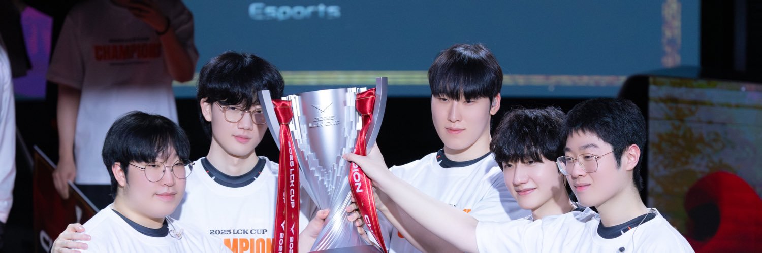 연채¹⁰'s banner