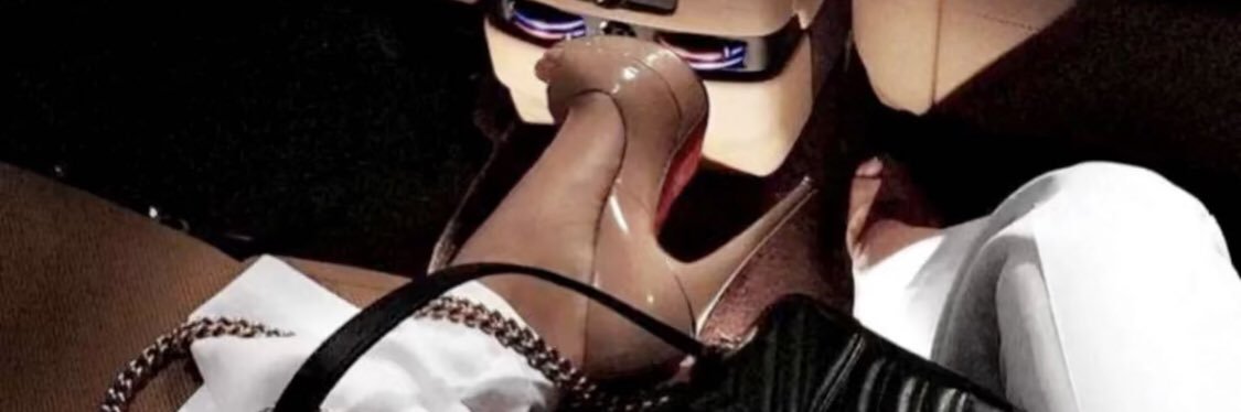 الملكه عسوله banner