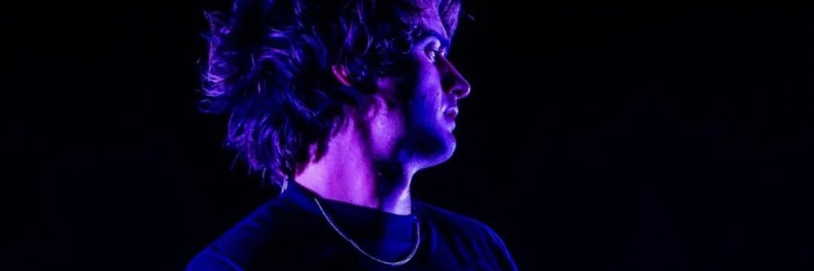 st4ringatyou's profile banner image