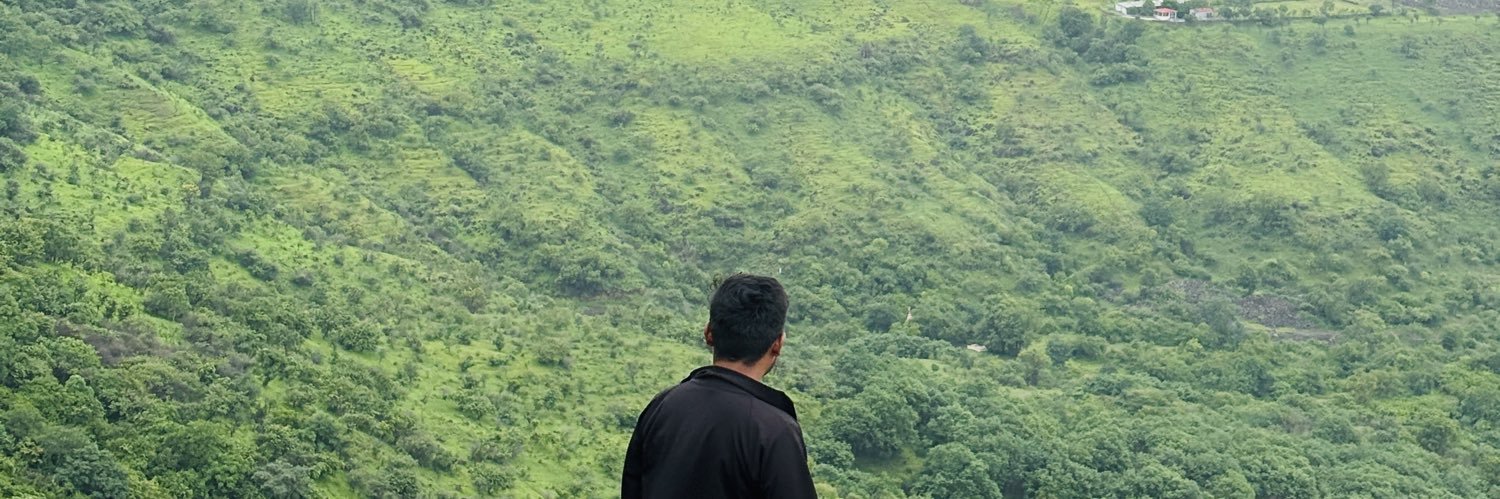 VaishnavGonare's profile banner image