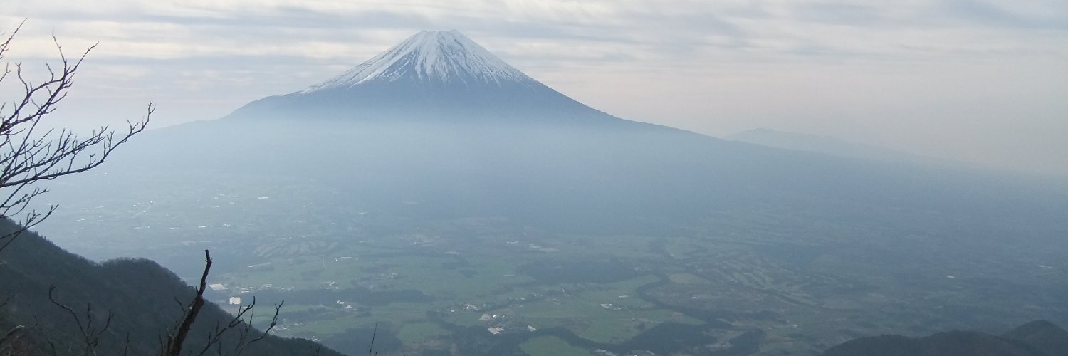 __merosu's profile banner image