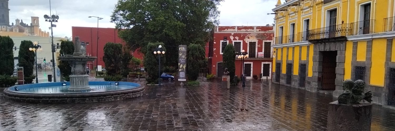 Aideé Vin banner