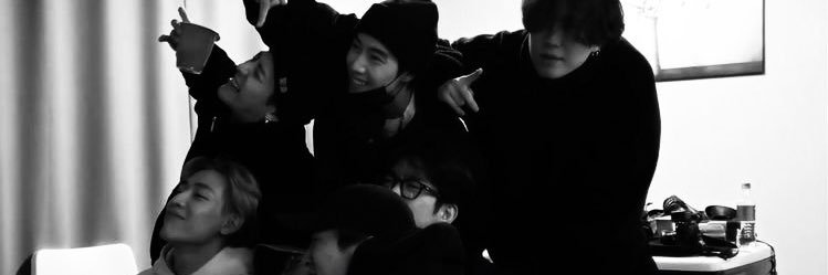 tinkerbezz's profile banner image