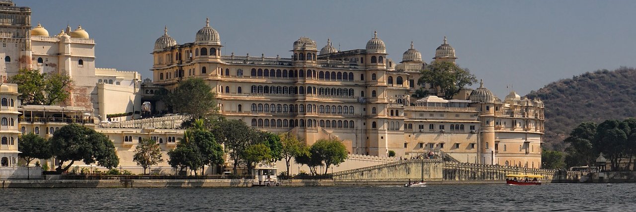 QIndiaTours's profile banner image