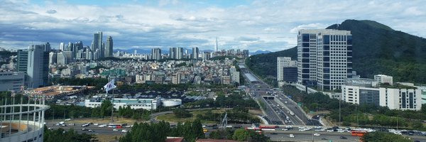 yoojchoo Profile Banner