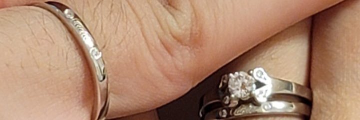 laurel8000's profile banner image