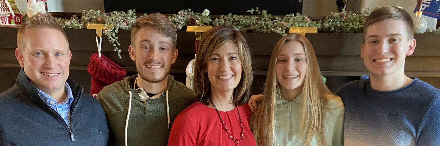 Amy Wiczek banner