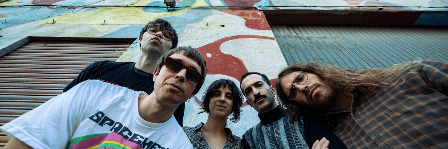 Minibús Intergalàctic banner