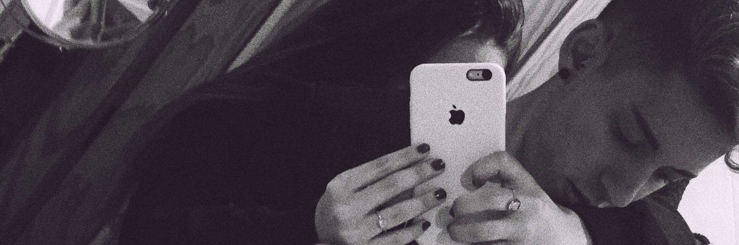 cccarlota_'s profile banner image