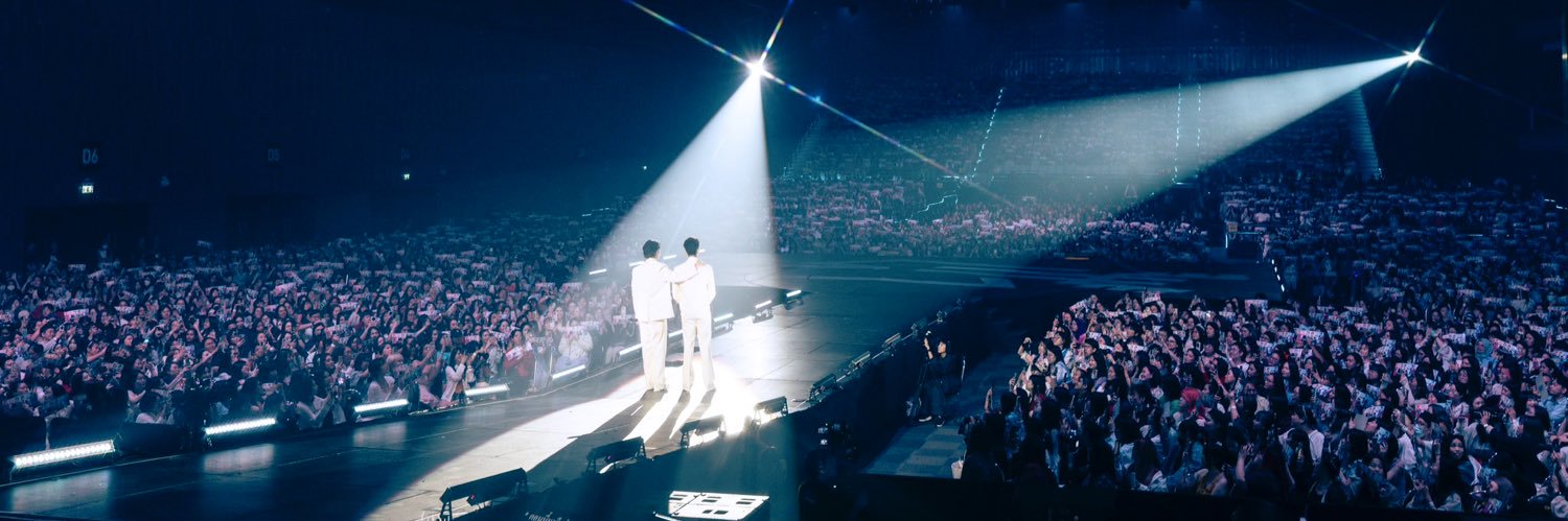 niki🦈🎸 banner