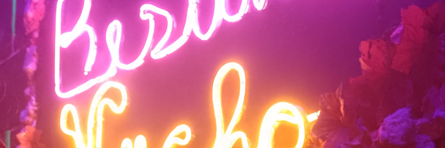 DenuBella's profile banner image