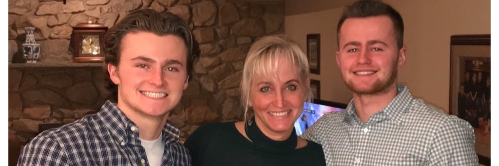 DebbieDgcmurphy's profile banner image