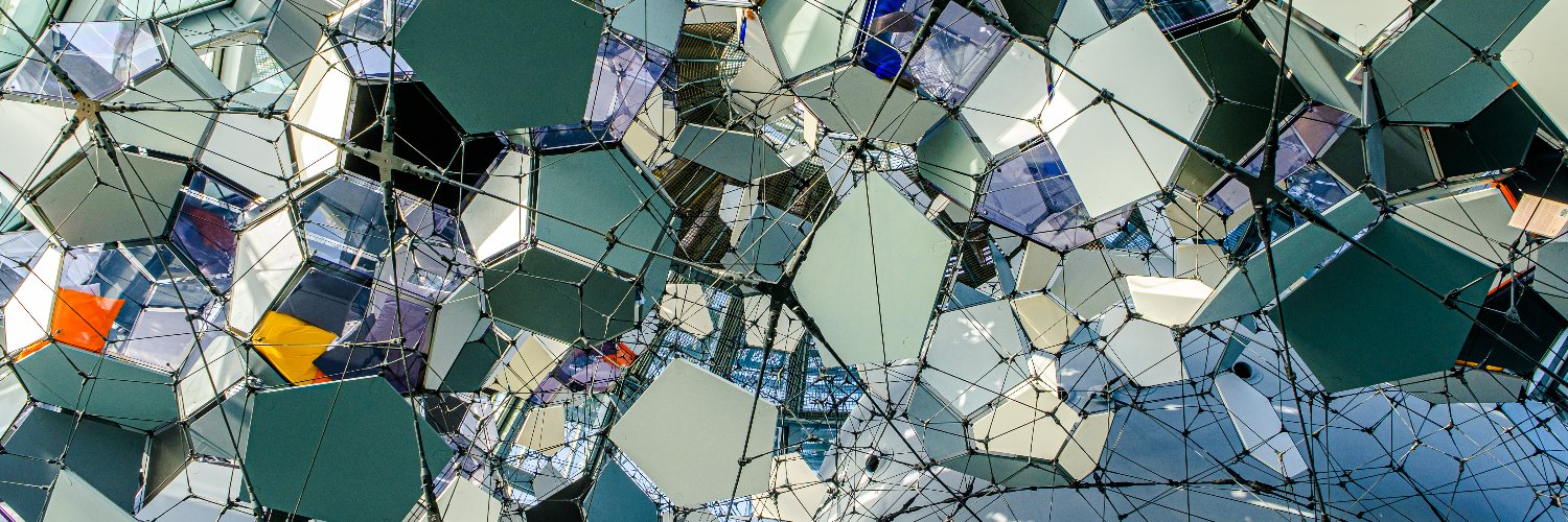 André Meyer-Vitali 👁️👁️ ndrmyrvtl.bsky.social banner