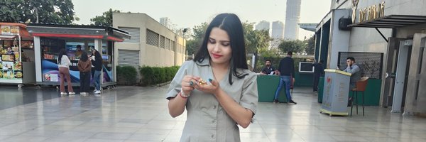 Deepikasingh043 Profile Banner