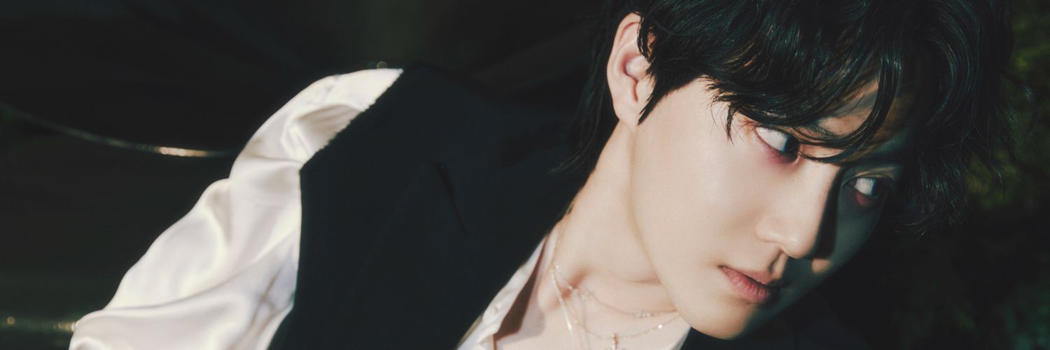 ninahost6's profile banner image