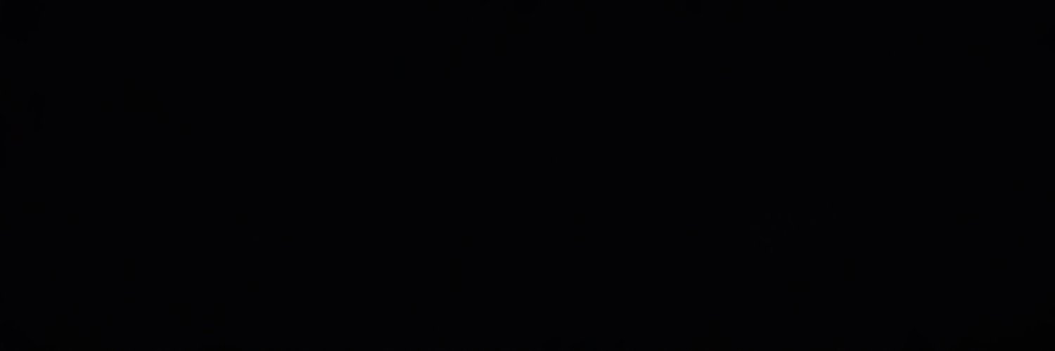 Twitter banner for @Ufz_y