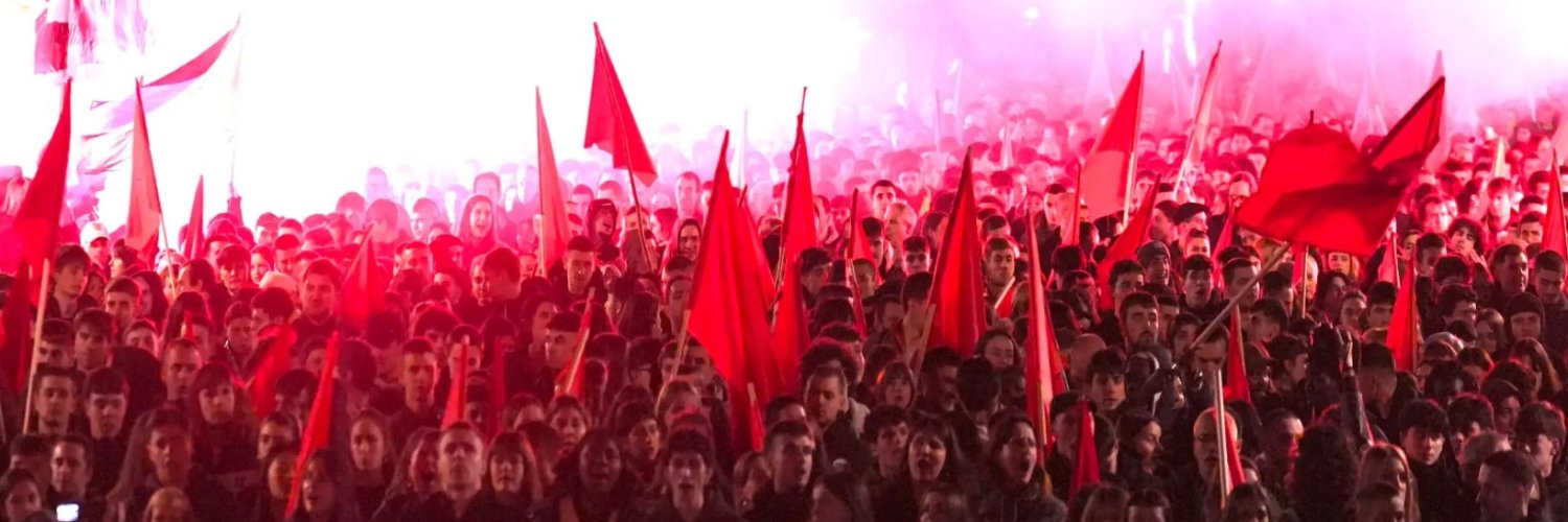 Radical Moderado🌏 banner