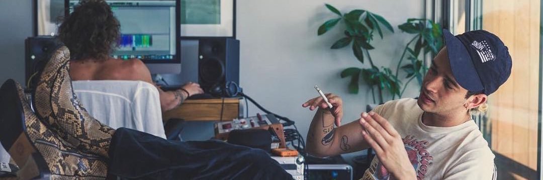 jojo ⎕💚's banner