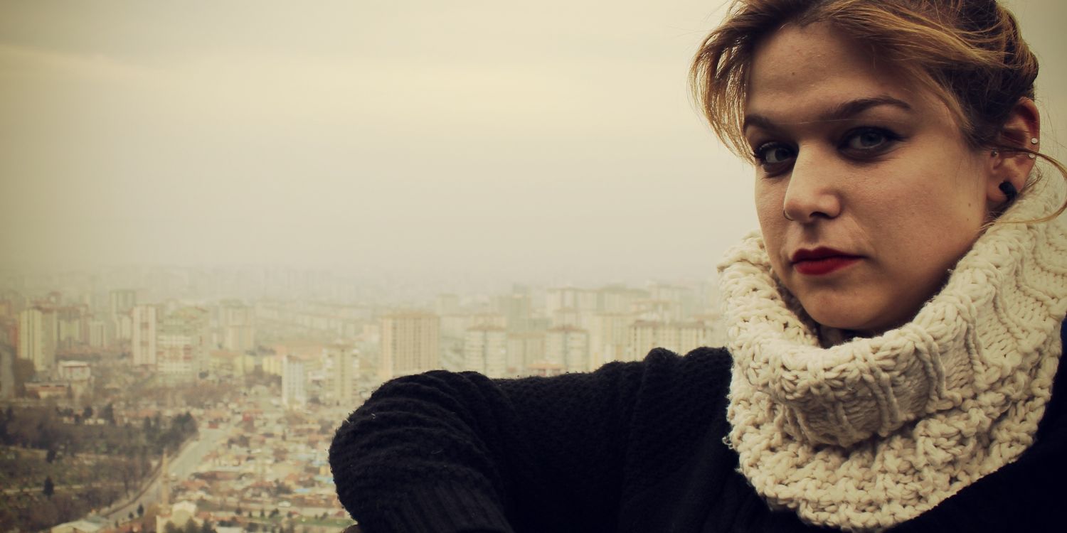 LauraVICX's profile banner image