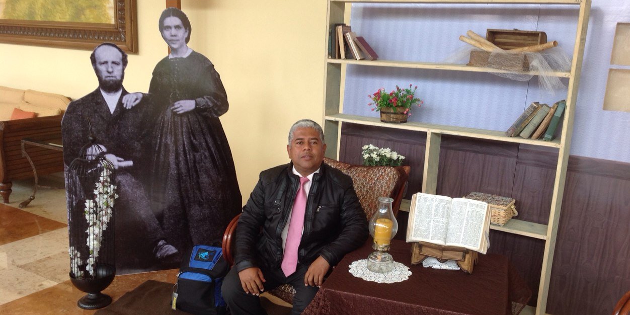 pastormeza's profile banner image
