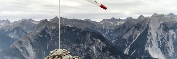 _tho Profile Banner