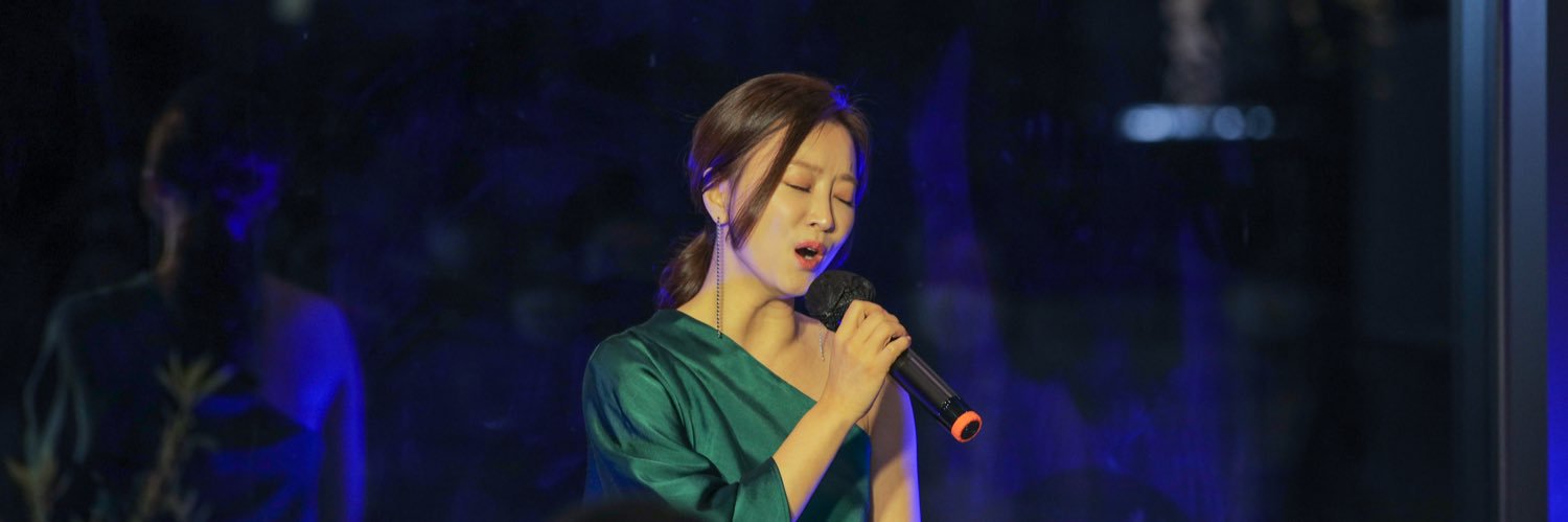 33miin's profile banner image