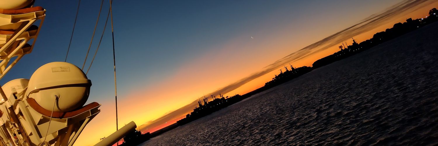 NaadiaRP's profile banner image