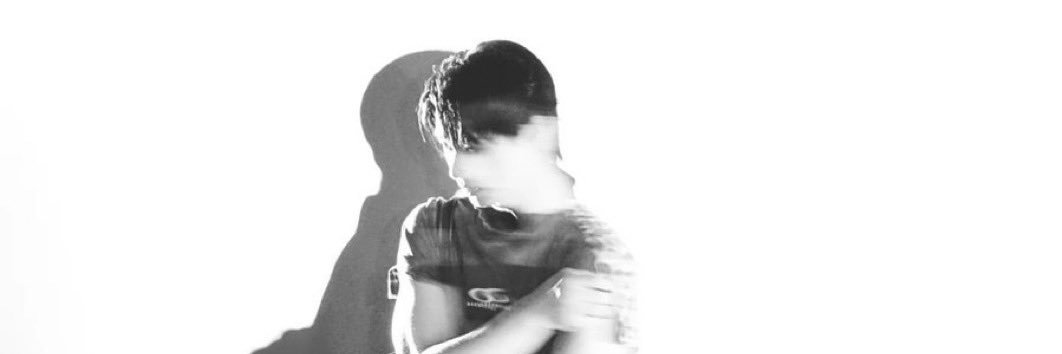 yien banner