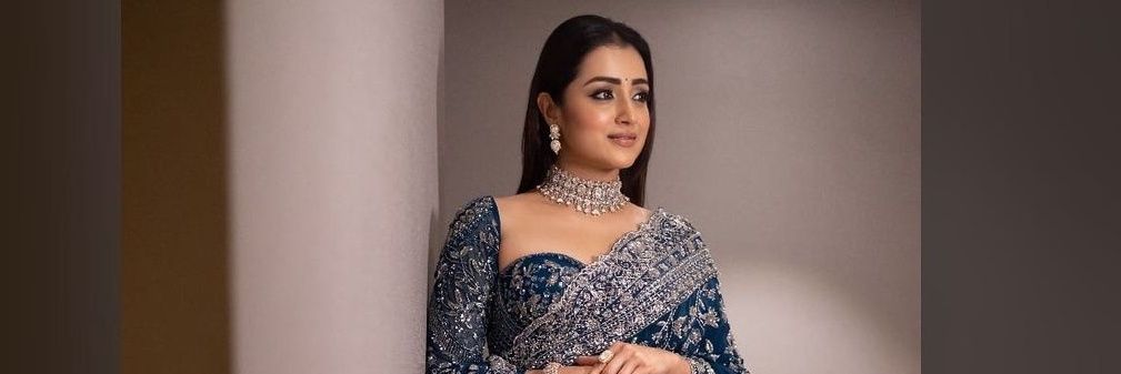 Trisha Krishnan 👑 banner