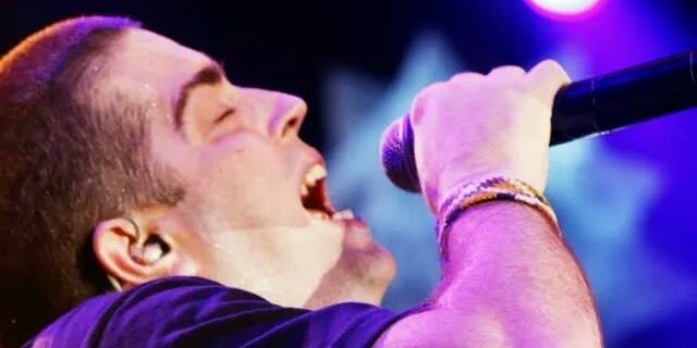 MailenToro's profile banner image