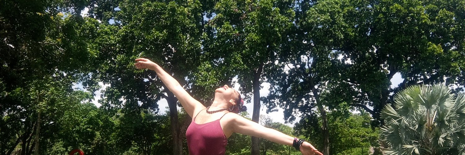 ESTHERJOSEFINAC's profile banner image